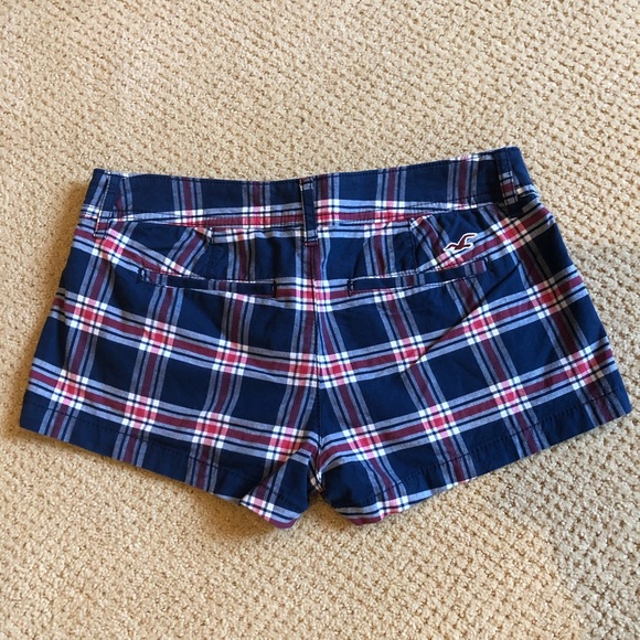 Plaid Hollister shorts - Picture 3 of 3